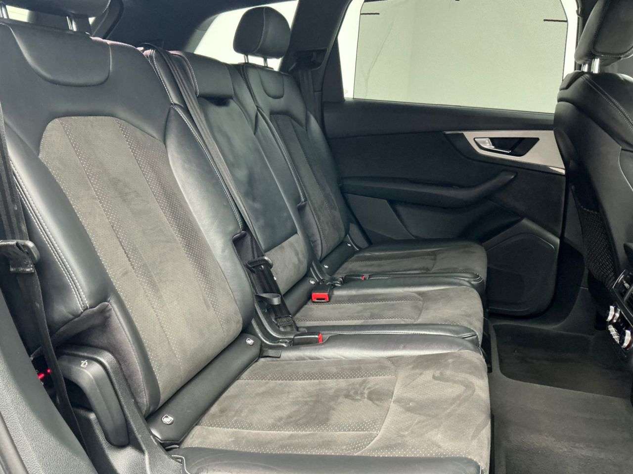 2016 AUDI Q7 2016 AUDI Q7