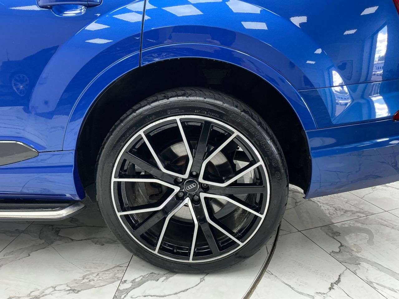 2016 AUDI Q7 2016 AUDI Q7