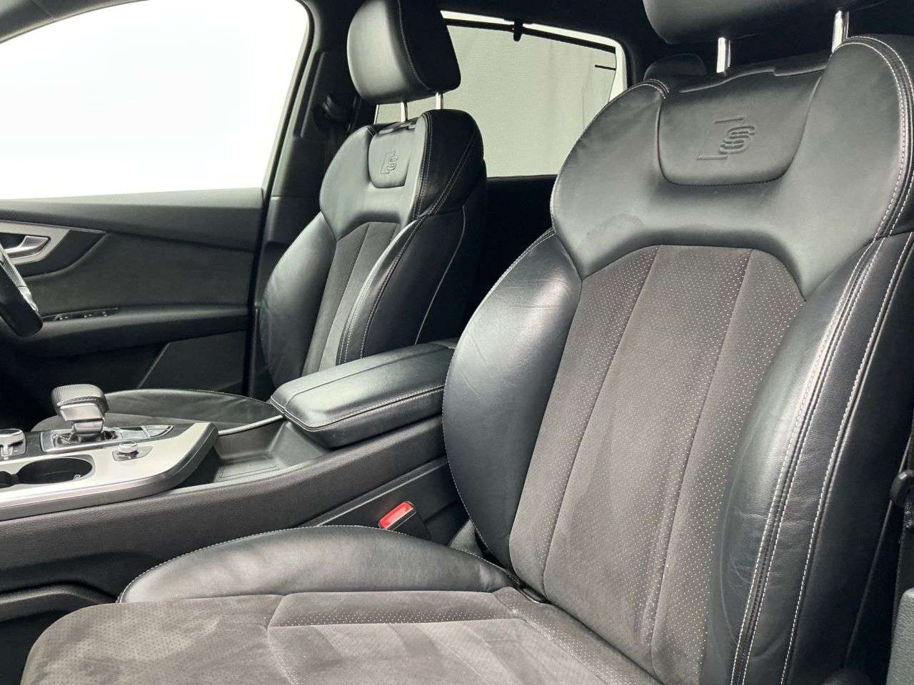 2016 AUDI Q7 2016 AUDI Q7