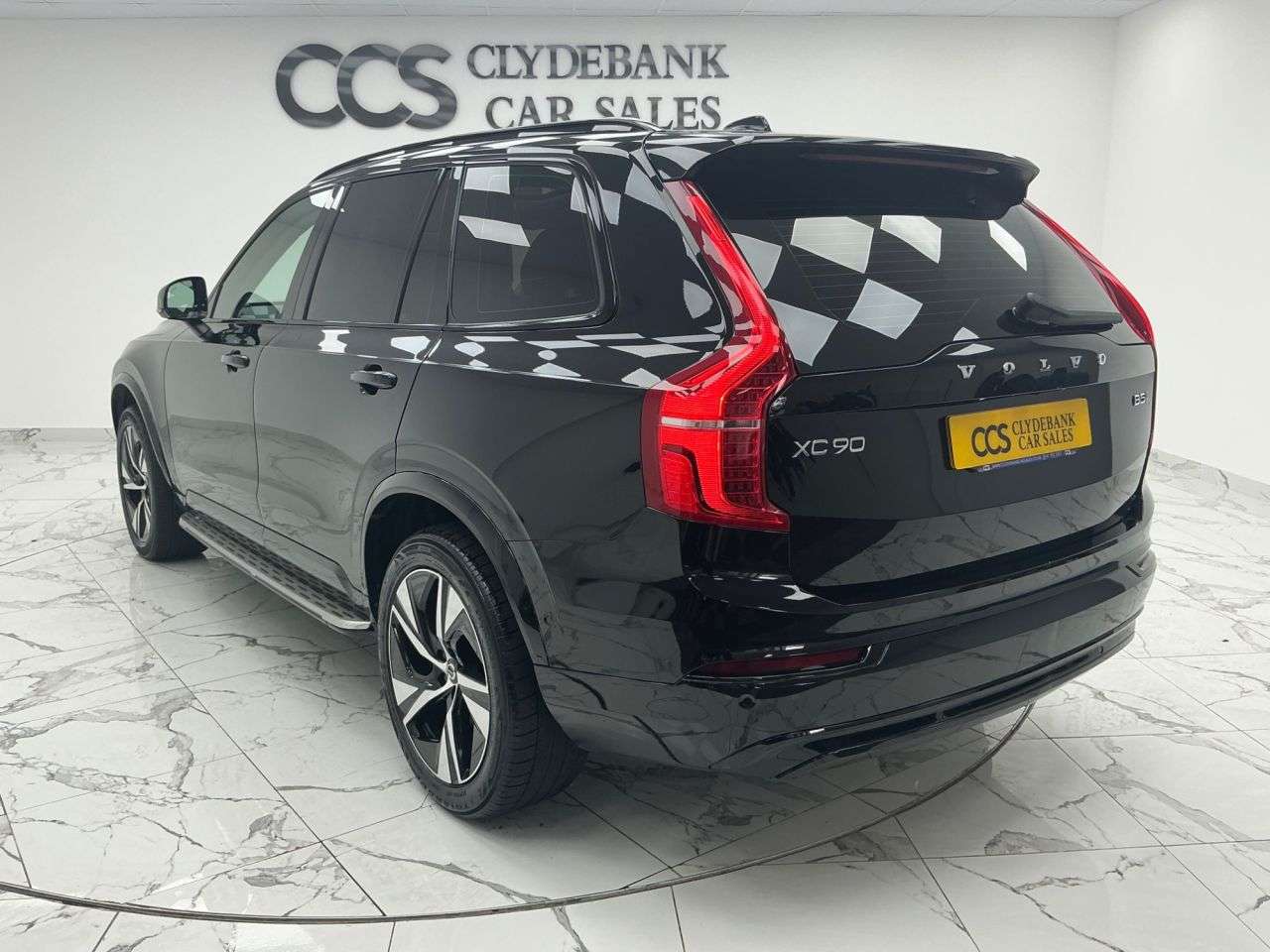 A 2023 VOLVO XC90 2.0 B5 MHEV Plus SUV 5dr Diesel Hybrid Auto 4WD Euro 6 (s/s) (235 ps) Memor A 2023 VOLVO XC90 2.0 B5 MHEV Plus SUV 5dr Diesel Hybrid Auto 4WD Euro 6 (s/s) (235 ps) Memor