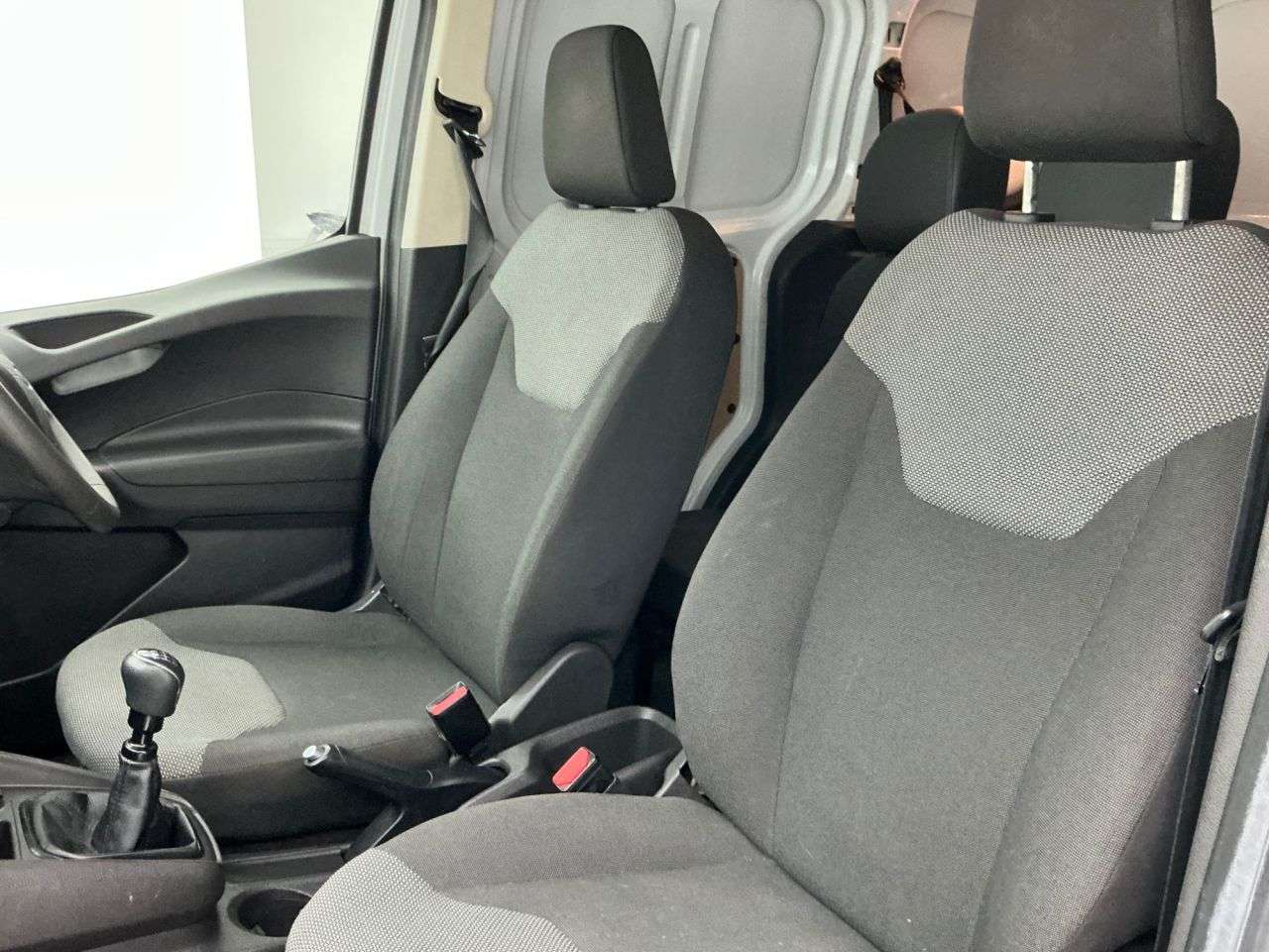 2021 FORD TRANSIT COURIER 2021 FORD TRANSIT COURIER