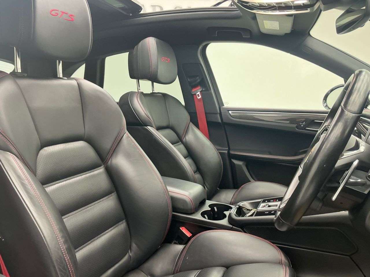 2022 PORSCHE MACAN 2022 PORSCHE MACAN