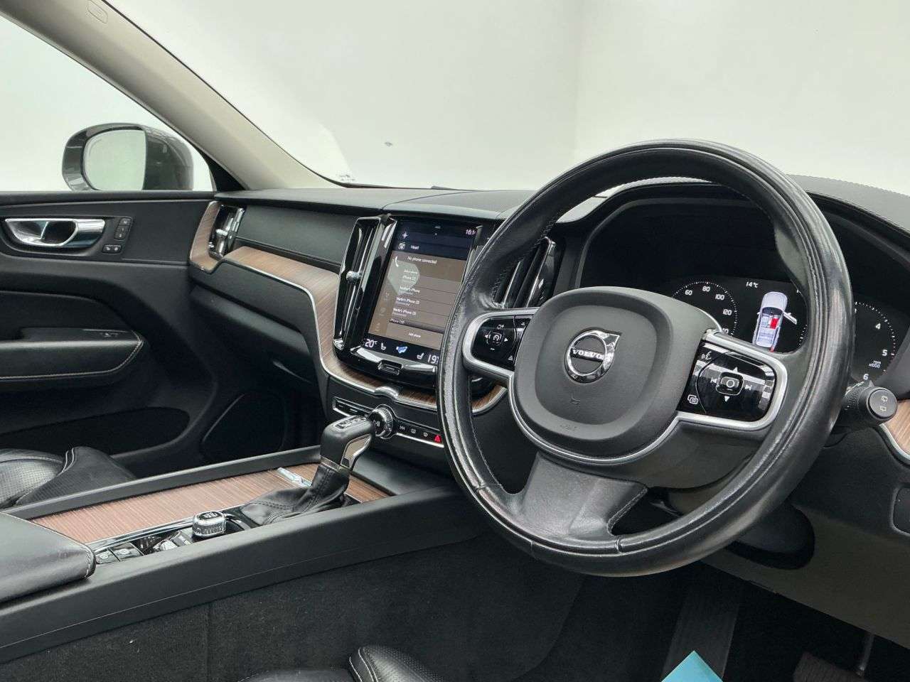 2018 VOLVO XC60 2018 VOLVO XC60
