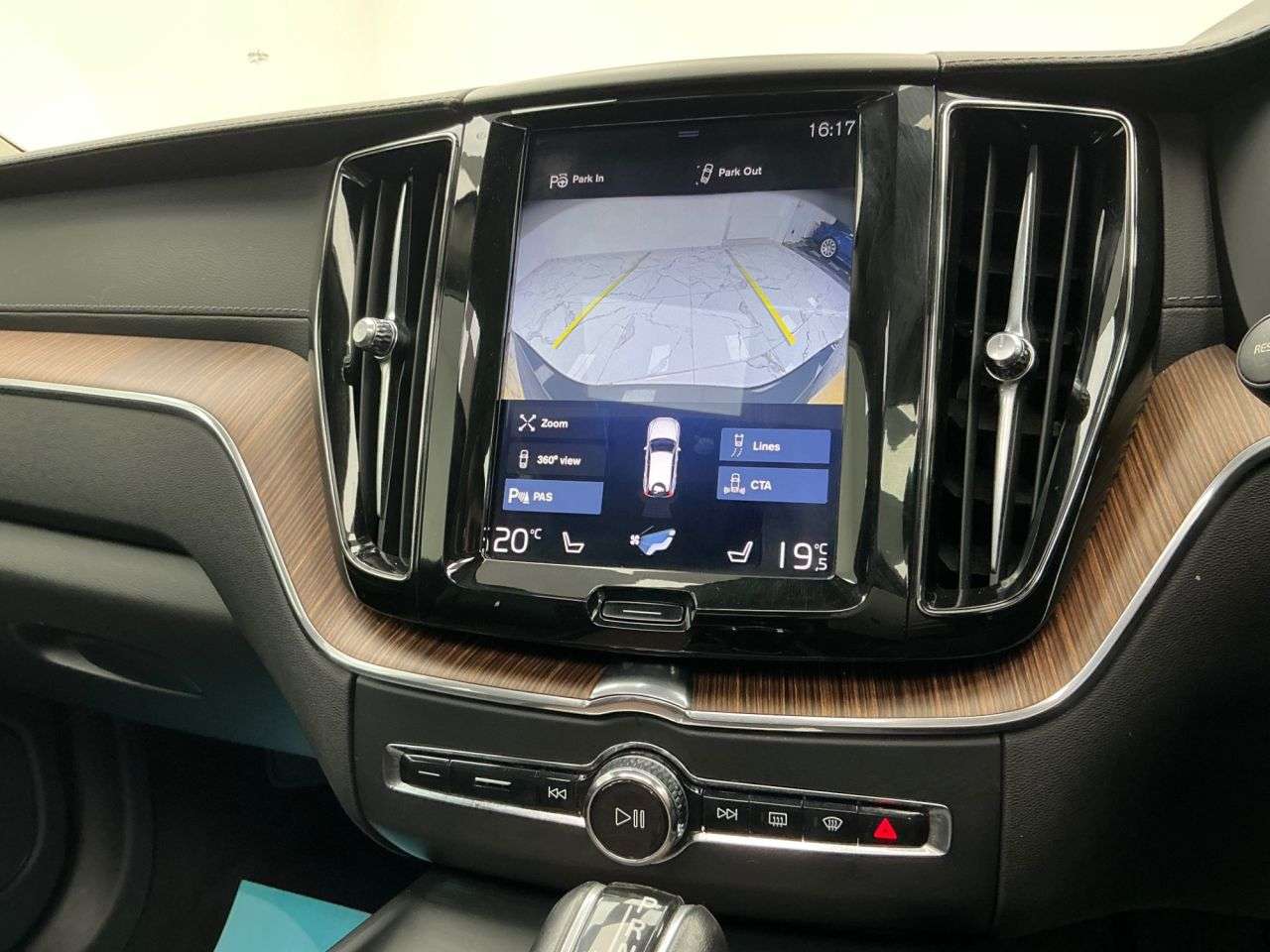 2018 VOLVO XC60 2018 VOLVO XC60