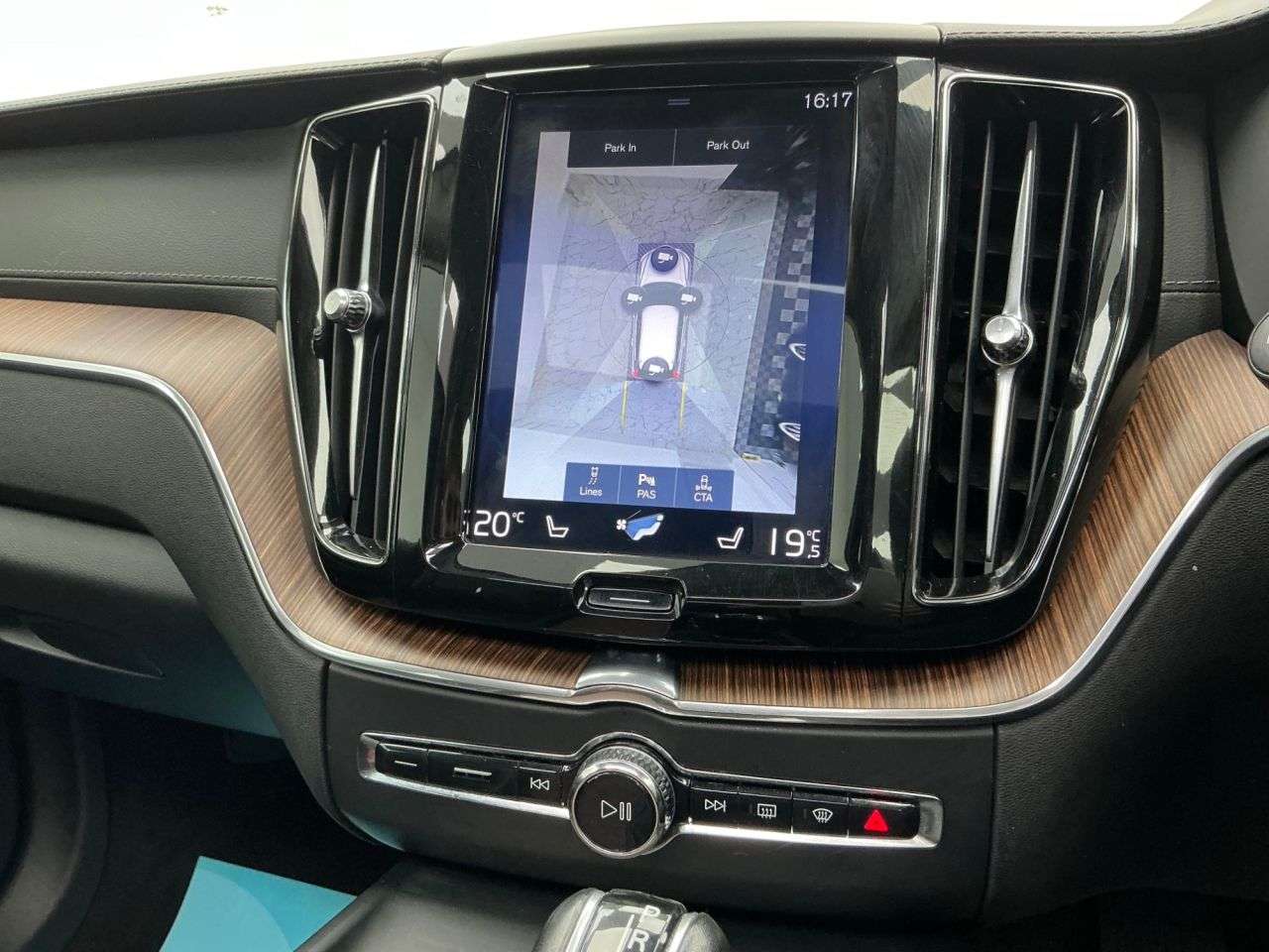 2018 VOLVO XC60 2018 VOLVO XC60