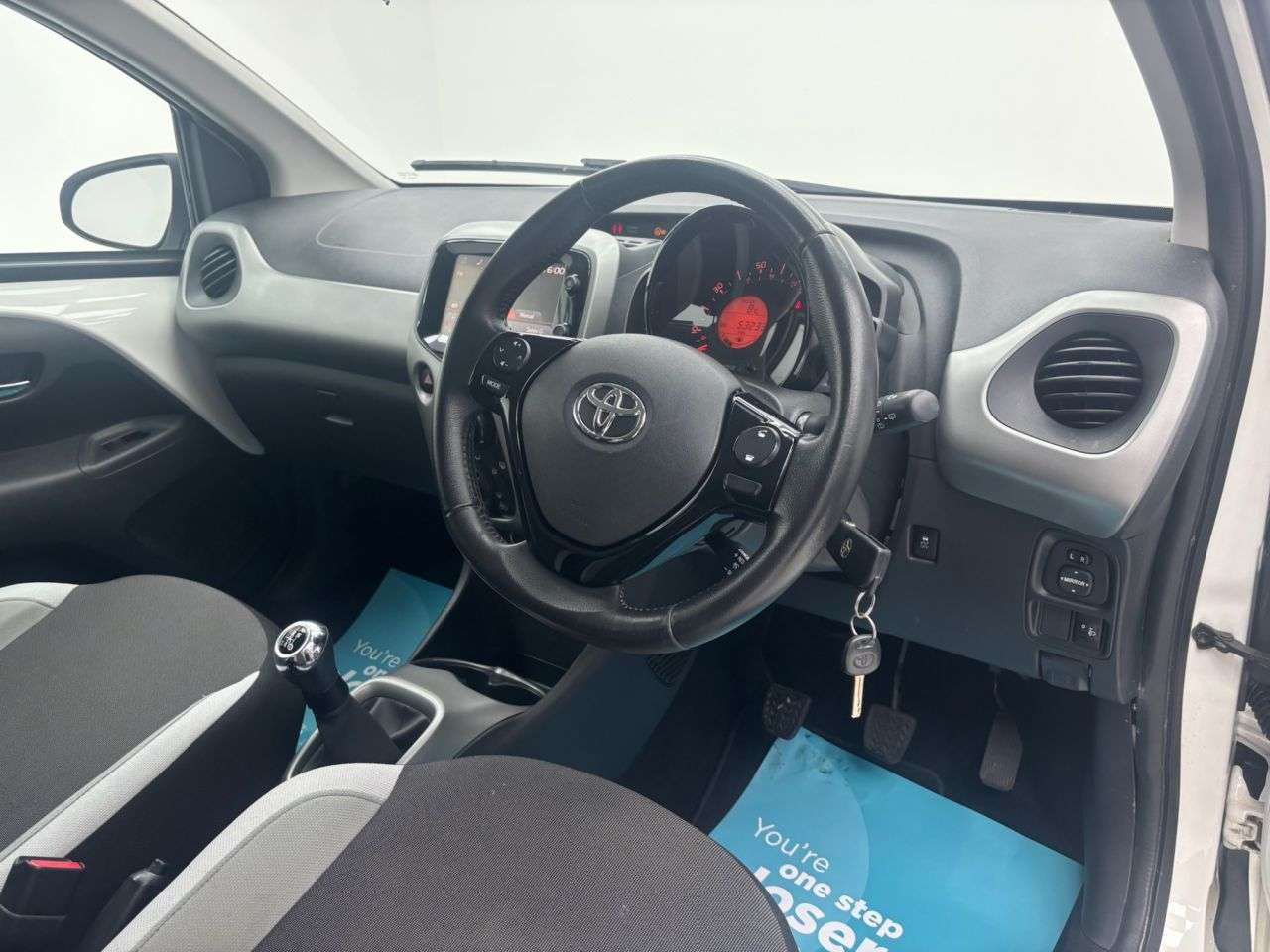 2017 TOYOTA AYGO 2017 TOYOTA AYGO