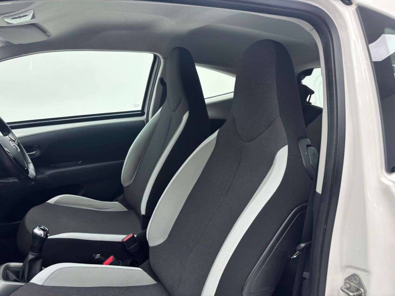 2017 TOYOTA AYGO 2017 TOYOTA AYGO