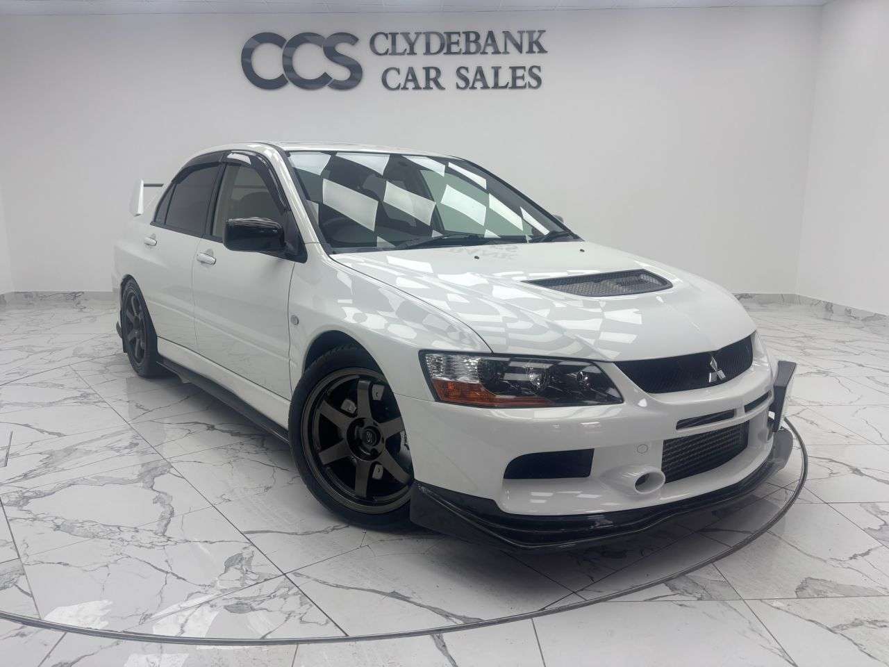 A 2005 MITSUBISHI EVOLUTION Evo 9 GT A 2005 MITSUBISHI EVOLUTION Evo 9 GT