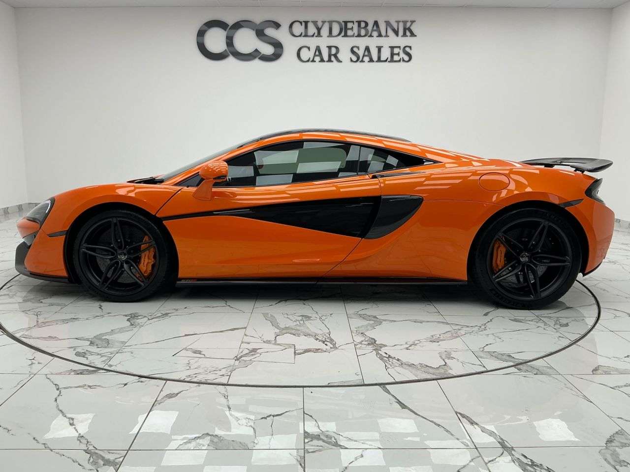 2017 MCLAREN 570S 2017 MCLAREN 570S