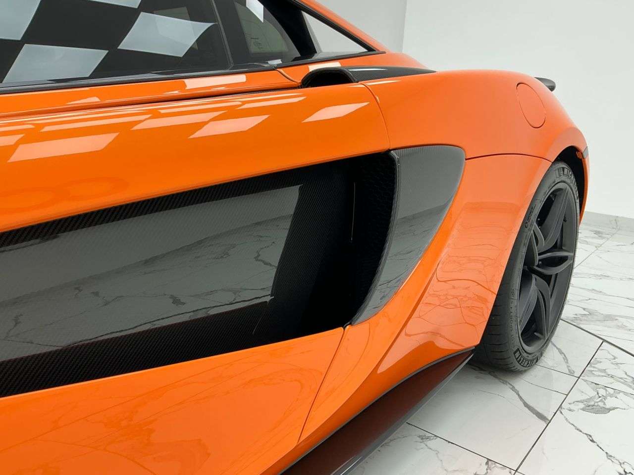 2017 MCLAREN 570S 2017 MCLAREN 570S