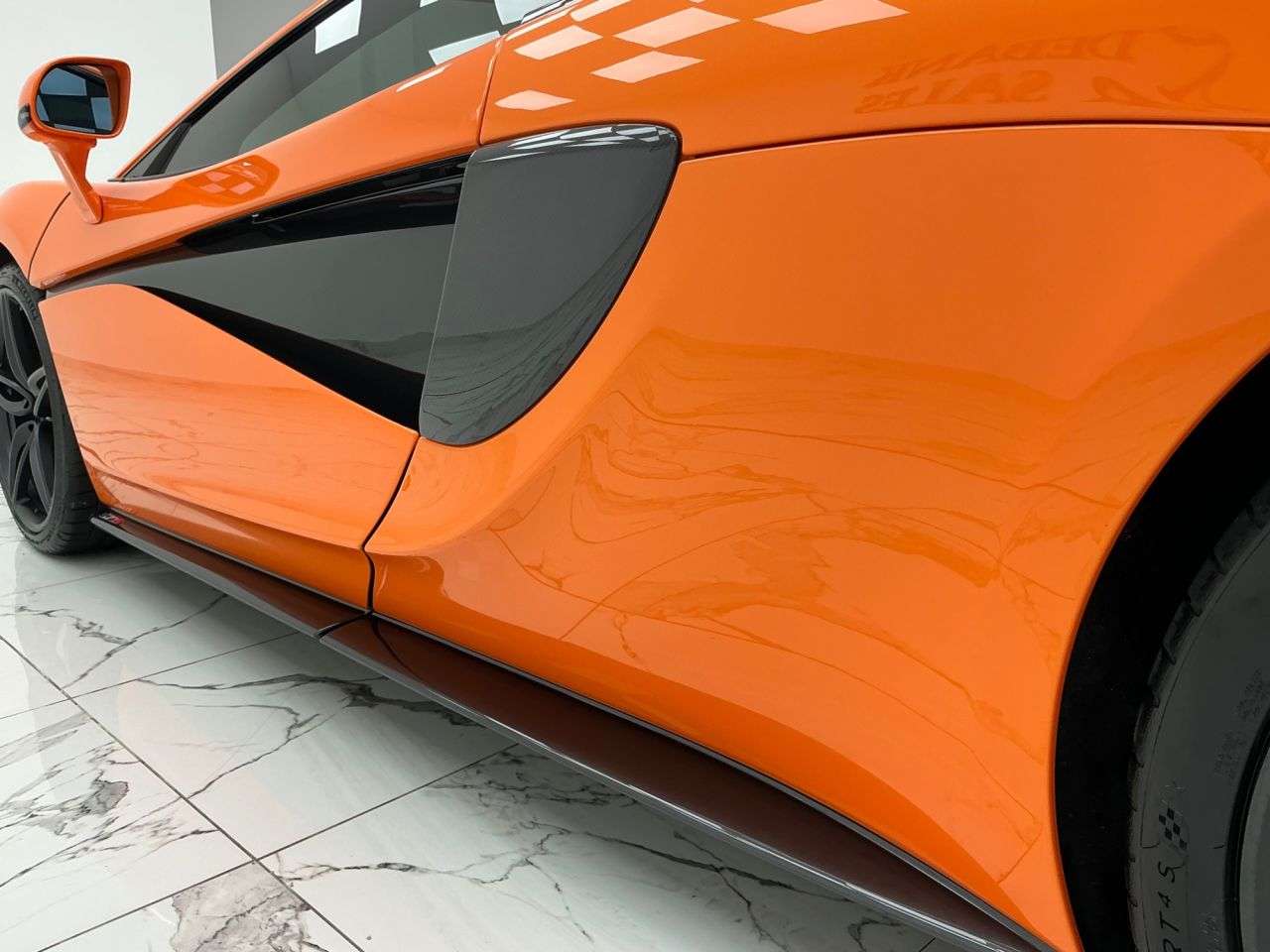 2017 MCLAREN 570S 2017 MCLAREN 570S