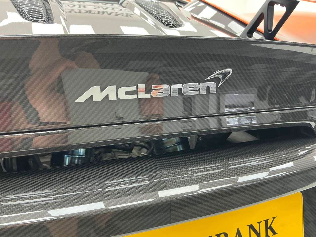 2017 MCLAREN 570S 2017 MCLAREN 570S