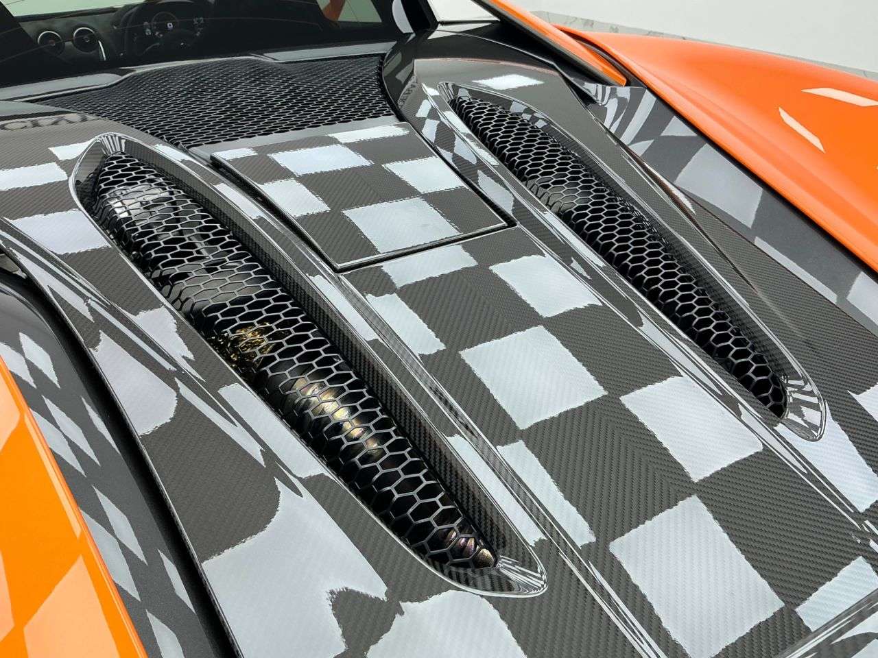 2017 MCLAREN 570S 2017 MCLAREN 570S