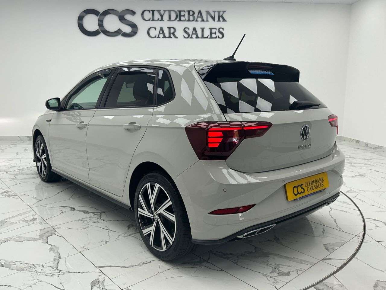 A 2023 VOLKSWAGEN POLO 1.0 TSI R-Line Hatchback 5dr Petrol Manual Euro 6 (s/s) (95 ps) A 2023 VOLKSWAGEN POLO 1.0 TSI R-Line Hatchback 5dr Petrol Manual Euro 6 (s/s) (95 ps)