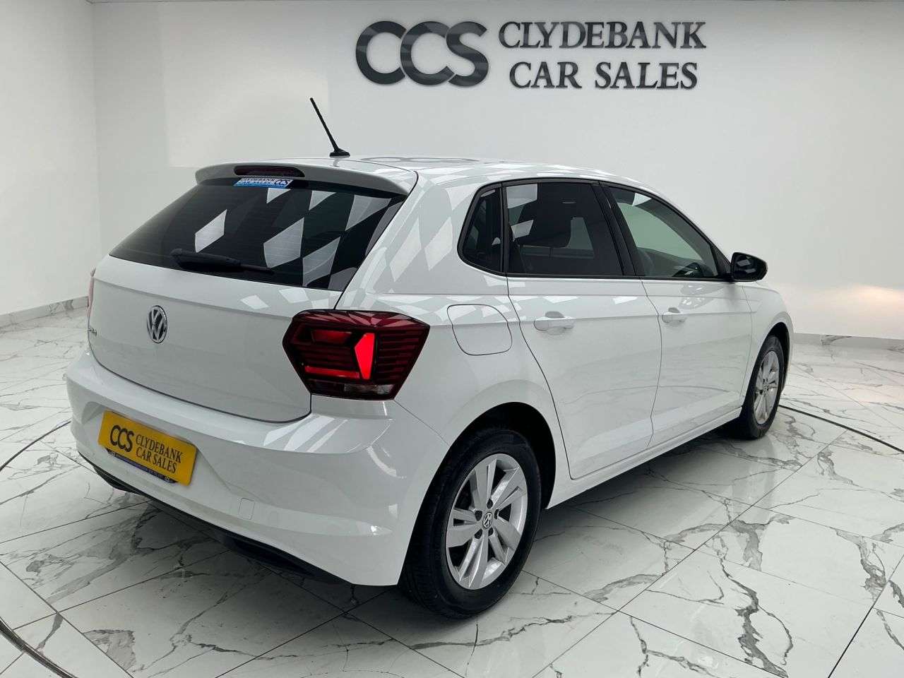 A 2019 VOLKSWAGEN POLO SE EVO A 2019 VOLKSWAGEN POLO SE EVO