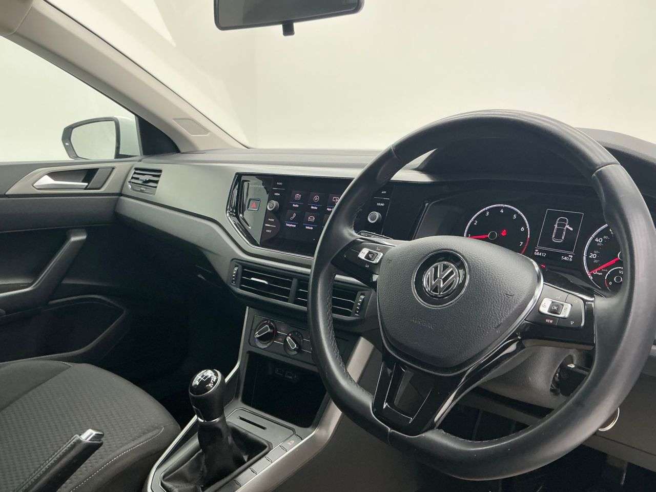 2019 VOLKSWAGEN POLO 2019 VOLKSWAGEN POLO