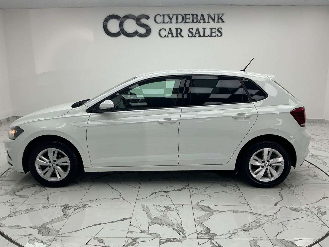2019 VOLKSWAGEN POLO 2019 VOLKSWAGEN POLO