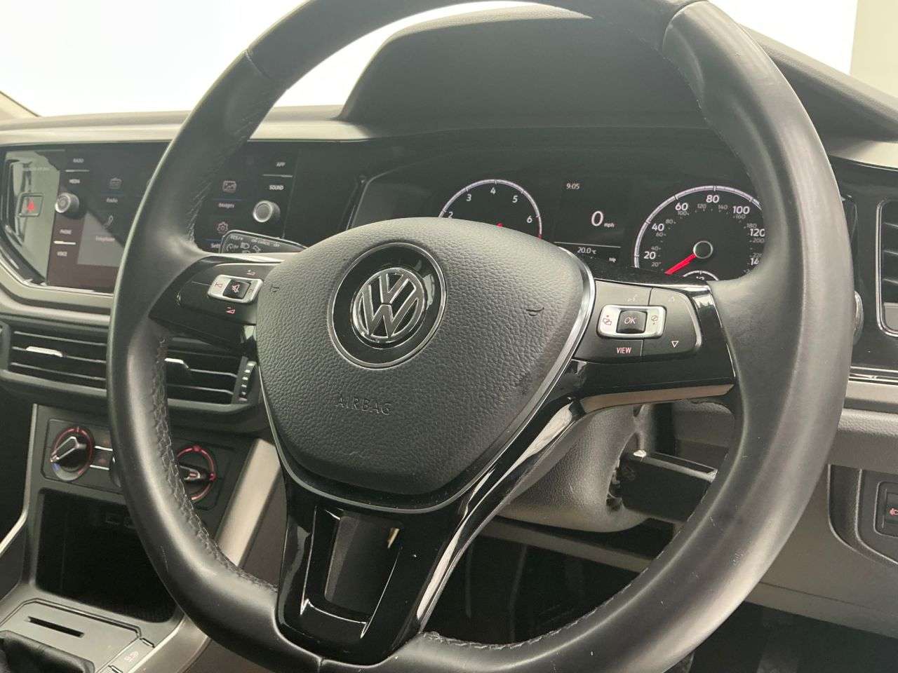 2019 VOLKSWAGEN POLO 2019 VOLKSWAGEN POLO