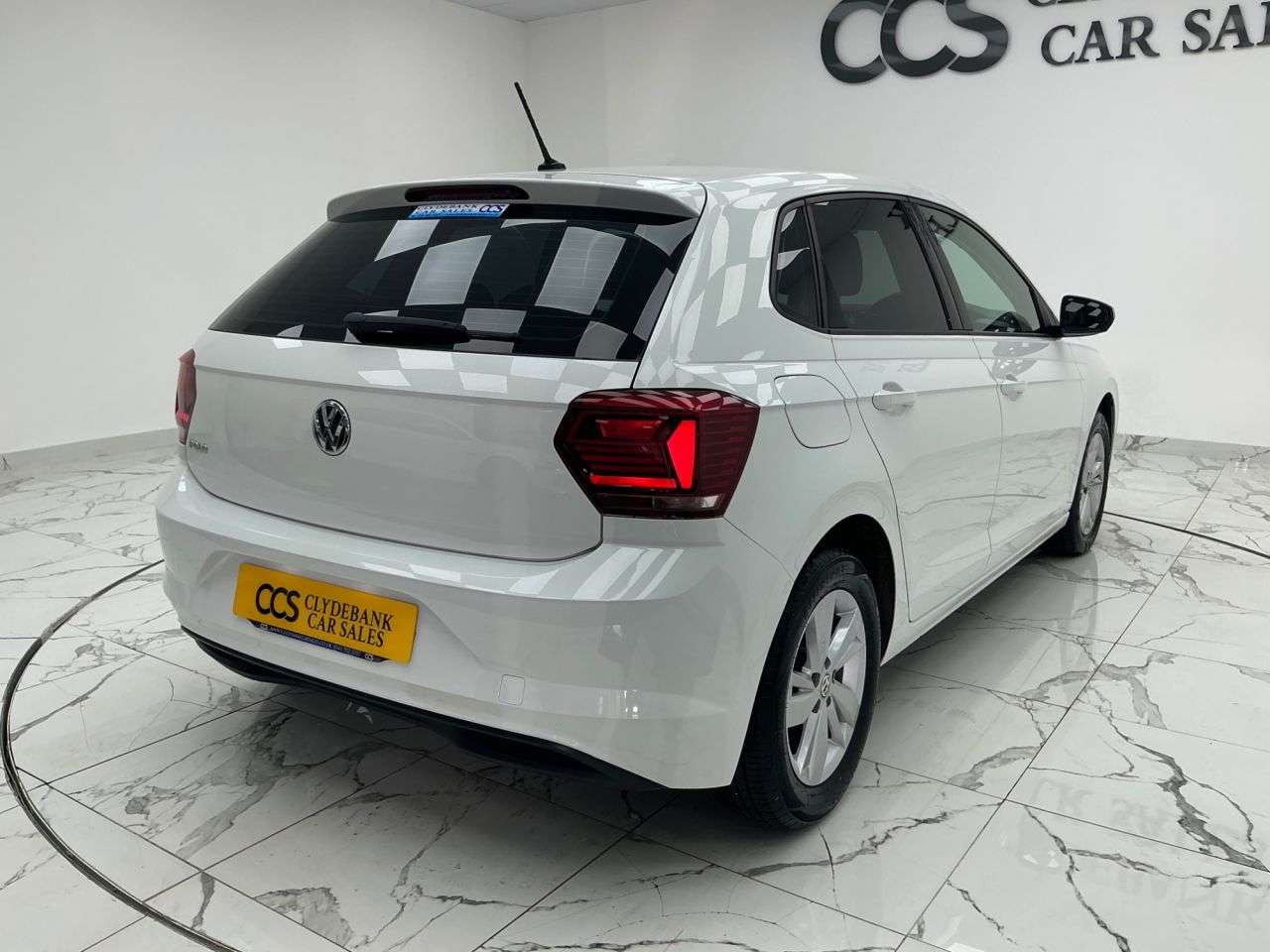 2019 VOLKSWAGEN POLO 2019 VOLKSWAGEN POLO
