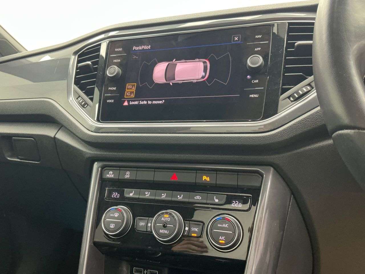2020 VOLKSWAGEN T-ROC 2020 VOLKSWAGEN T-ROC