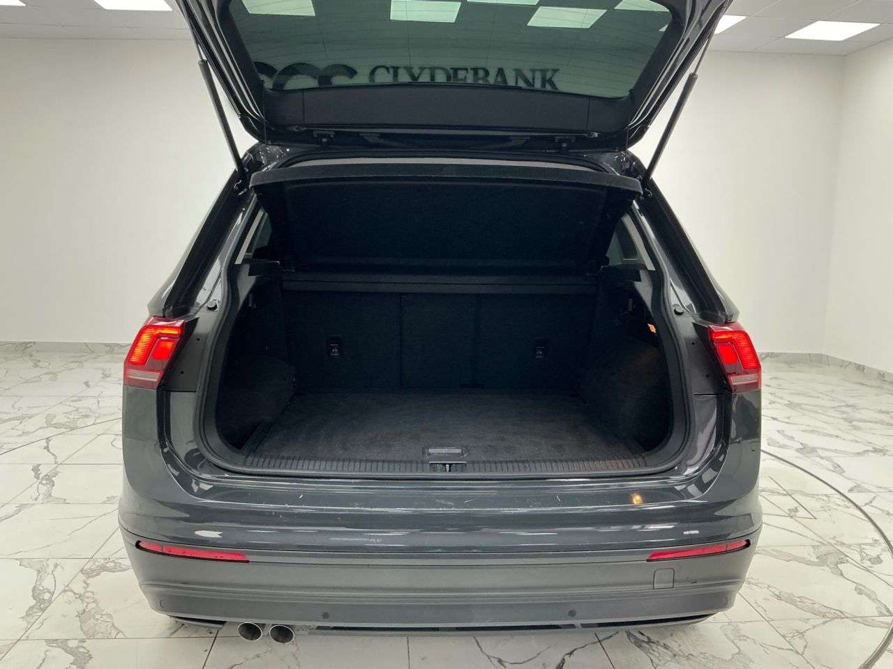 2017 VOLKSWAGEN TIGUAN 2017 VOLKSWAGEN TIGUAN