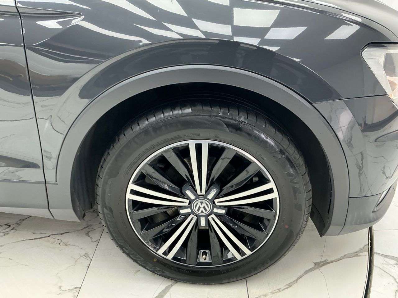 2017 VOLKSWAGEN TIGUAN 2017 VOLKSWAGEN TIGUAN