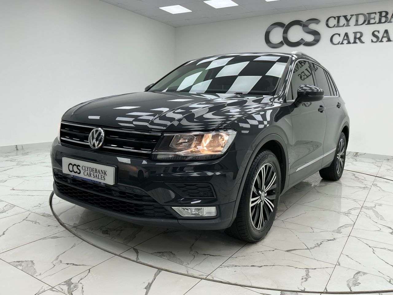 2017 VOLKSWAGEN TIGUAN 2017 VOLKSWAGEN TIGUAN