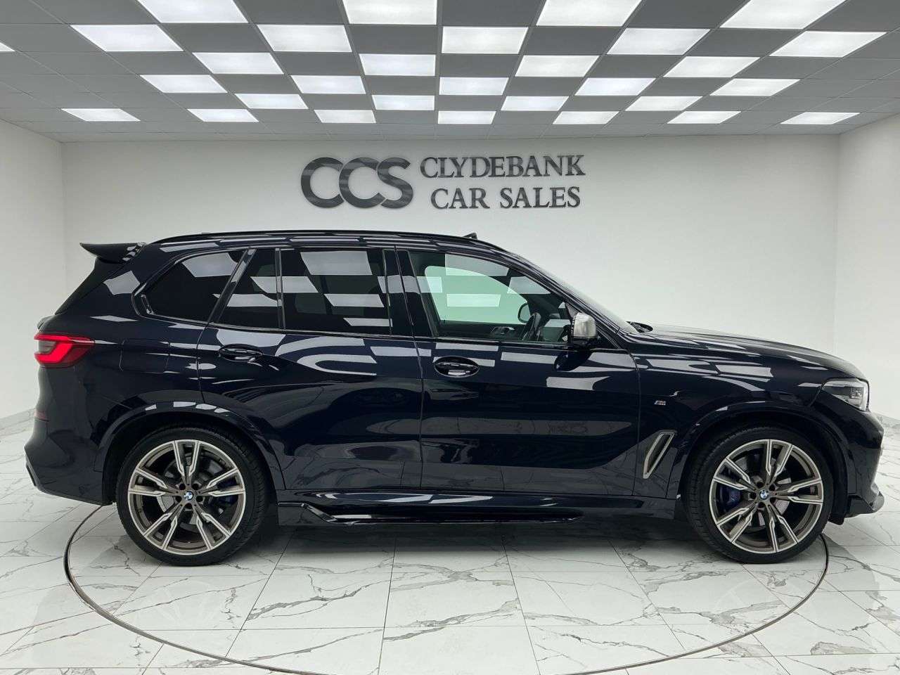 A 2018 BMW X5 3.0 M50d SUV 5dr Diesel Auto xDrive Euro 6 (s/s) (400 ps) BMW Technology Pa A 2018 BMW X5 3.0 M50d SUV 5dr Diesel Auto xDrive Euro 6 (s/s) (400 ps) BMW Technology Pa