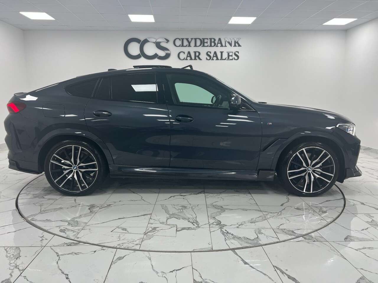 A 2020 BMW X6 3.0 30d M Sport SUV 5dr Diesel Auto xDrive Euro 6 (s/s) (265 ps) BMW Techno A 2020 BMW X6 3.0 30d M Sport SUV 5dr Diesel Auto xDrive Euro 6 (s/s) (265 ps) BMW Techno