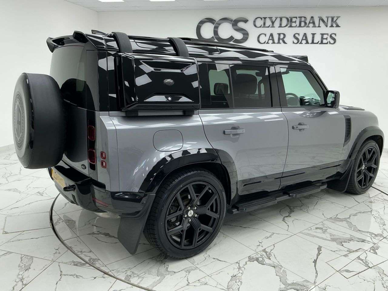 A 2022 LAND ROVER DEFENDER 110 3.0 D250 MHEV X-Dynamic HSE SUV 5dr Diesel Auto 4WD Euro 6 (s/s) (250 ps) E A 2022 LAND ROVER DEFENDER 110 3.0 D250 MHEV X-Dynamic HSE SUV 5dr Diesel Auto 4WD Euro 6 (s/s) (250 ps) E