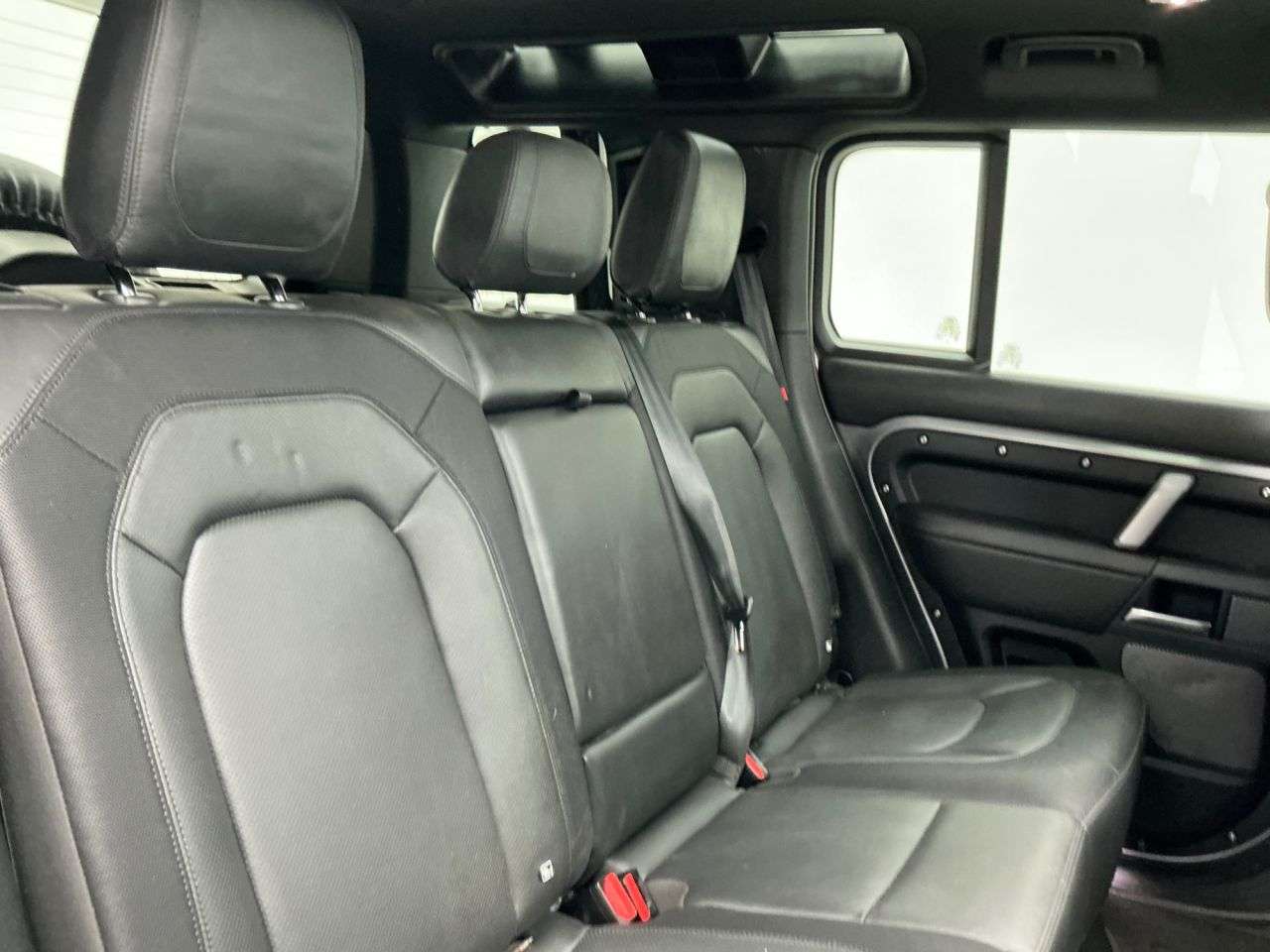 2022 LAND ROVER DEFENDER 110 2022 LAND ROVER DEFENDER 110