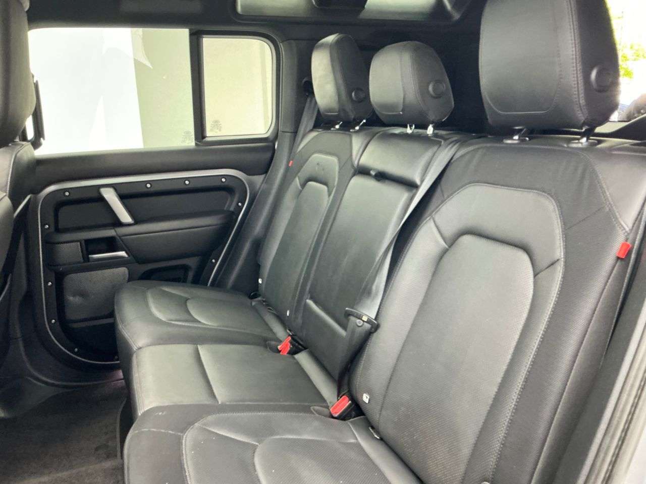 2022 LAND ROVER DEFENDER 110 2022 LAND ROVER DEFENDER 110
