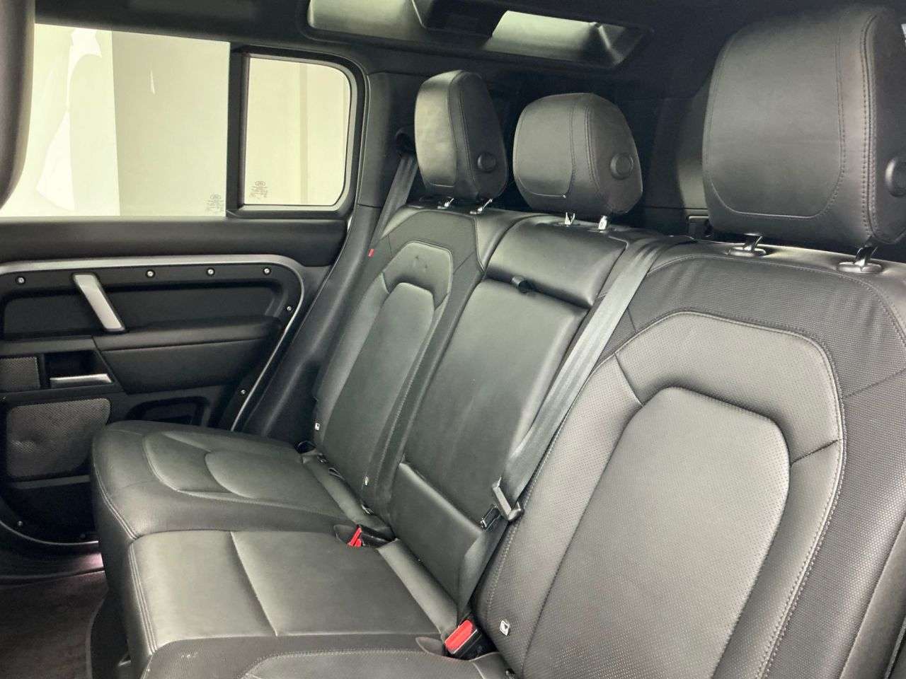 2022 LAND ROVER DEFENDER 110 2022 LAND ROVER DEFENDER 110