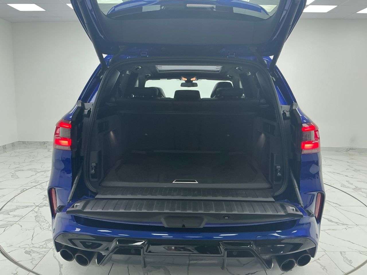 2020 BMW X5 M 2020 BMW X5 M