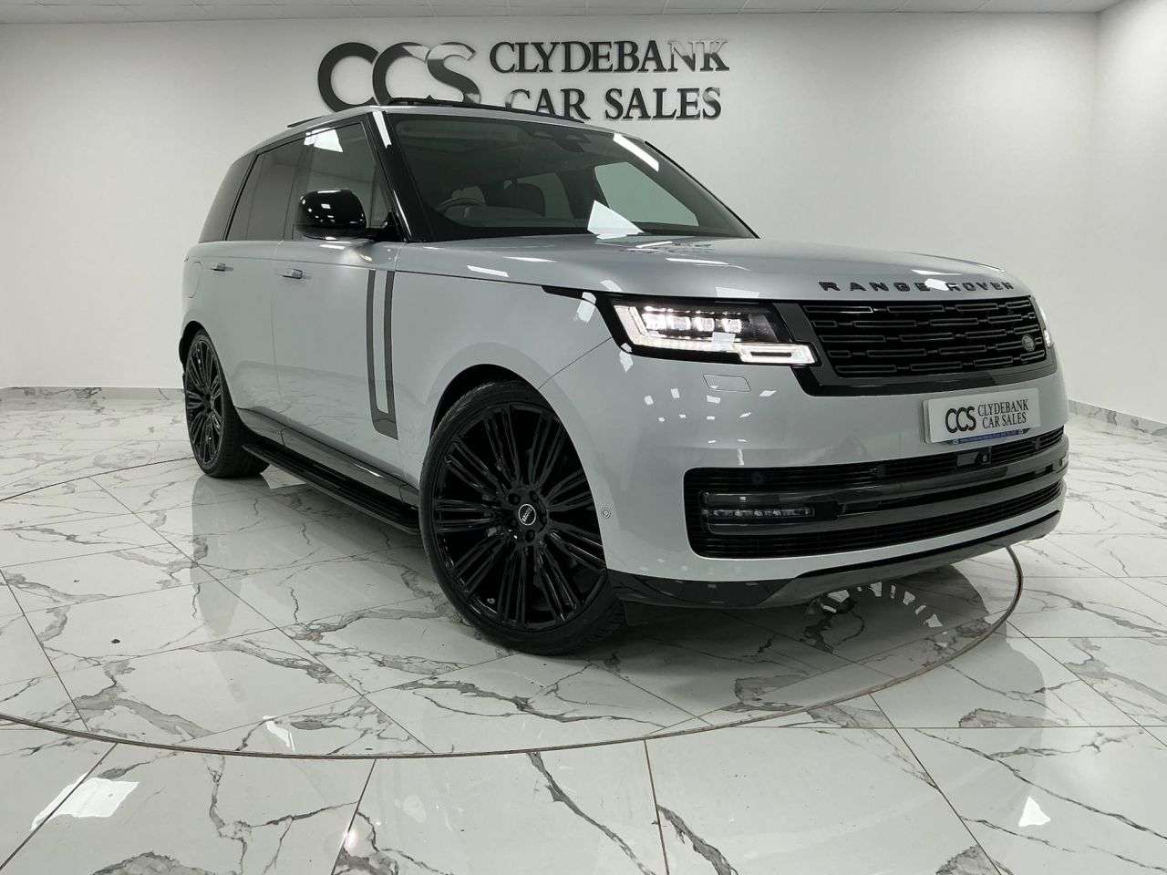 A 2024 LAND ROVER RANGE ROVER 3.0 D350 MHEV SE SUV 5dr Diesel Auto 4WD Euro 6 (s/s) (350 ps) A 2024 LAND ROVER RANGE ROVER 3.0 D350 MHEV SE SUV 5dr Diesel Auto 4WD Euro 6 (s/s) (350 ps)