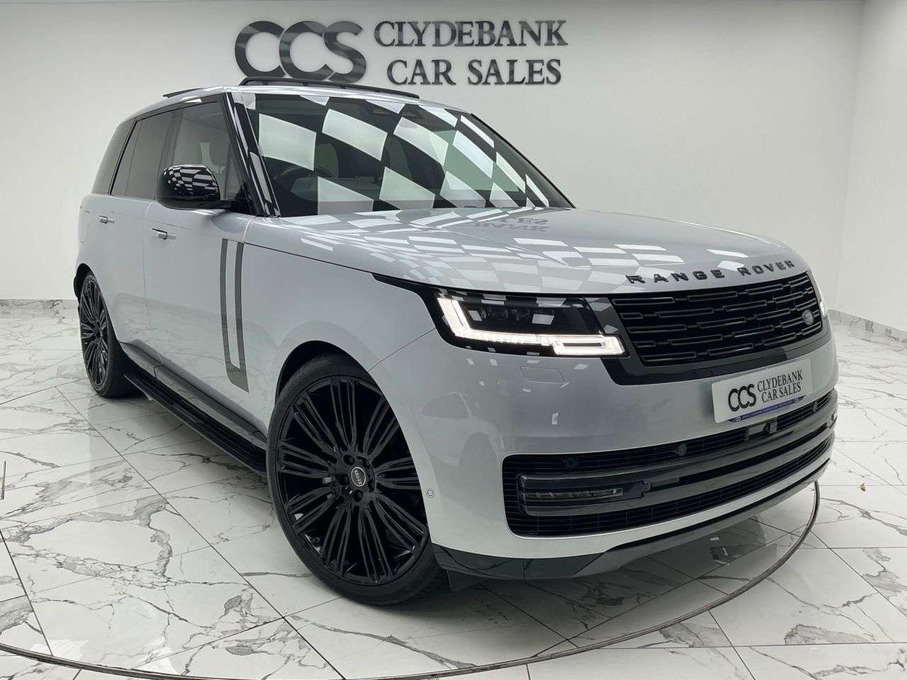 A 2024 LAND ROVER RANGE ROVER 3.0 D350 MHEV SE SUV 5dr Diesel Auto 4WD Euro 6 (s/s) (350 ps) A 2024 LAND ROVER RANGE ROVER 3.0 D350 MHEV SE SUV 5dr Diesel Auto 4WD Euro 6 (s/s) (350 ps)