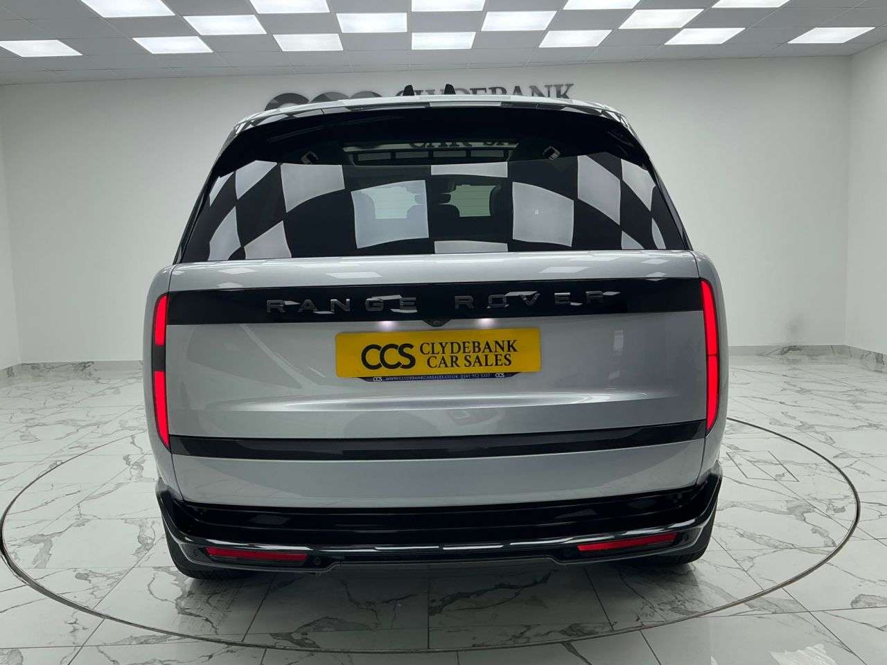 A 2024 LAND ROVER RANGE ROVER 3.0 D350 MHEV SE SUV 5dr Diesel Auto 4WD Euro 6 (s/s) (350 ps) A 2024 LAND ROVER RANGE ROVER 3.0 D350 MHEV SE SUV 5dr Diesel Auto 4WD Euro 6 (s/s) (350 ps)