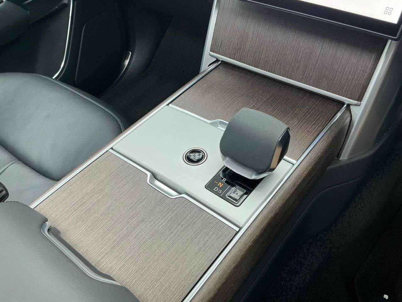 2024 LAND ROVER RANGE ROVER 2024 LAND ROVER RANGE ROVER