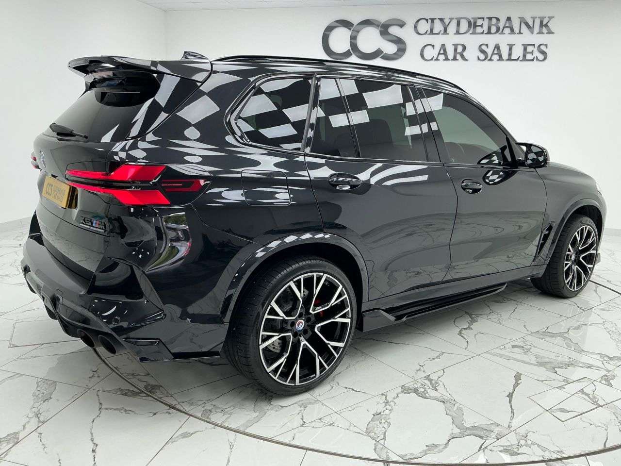 A 2022 BMW X5 M 4.4i V8 Competition SUV 5dr Petrol Auto xDrive Euro 6 (s/s) (625 ps) Sky Lo A 2022 BMW X5 M 4.4i V8 Competition SUV 5dr Petrol Auto xDrive Euro 6 (s/s) (625 ps) Sky Lo