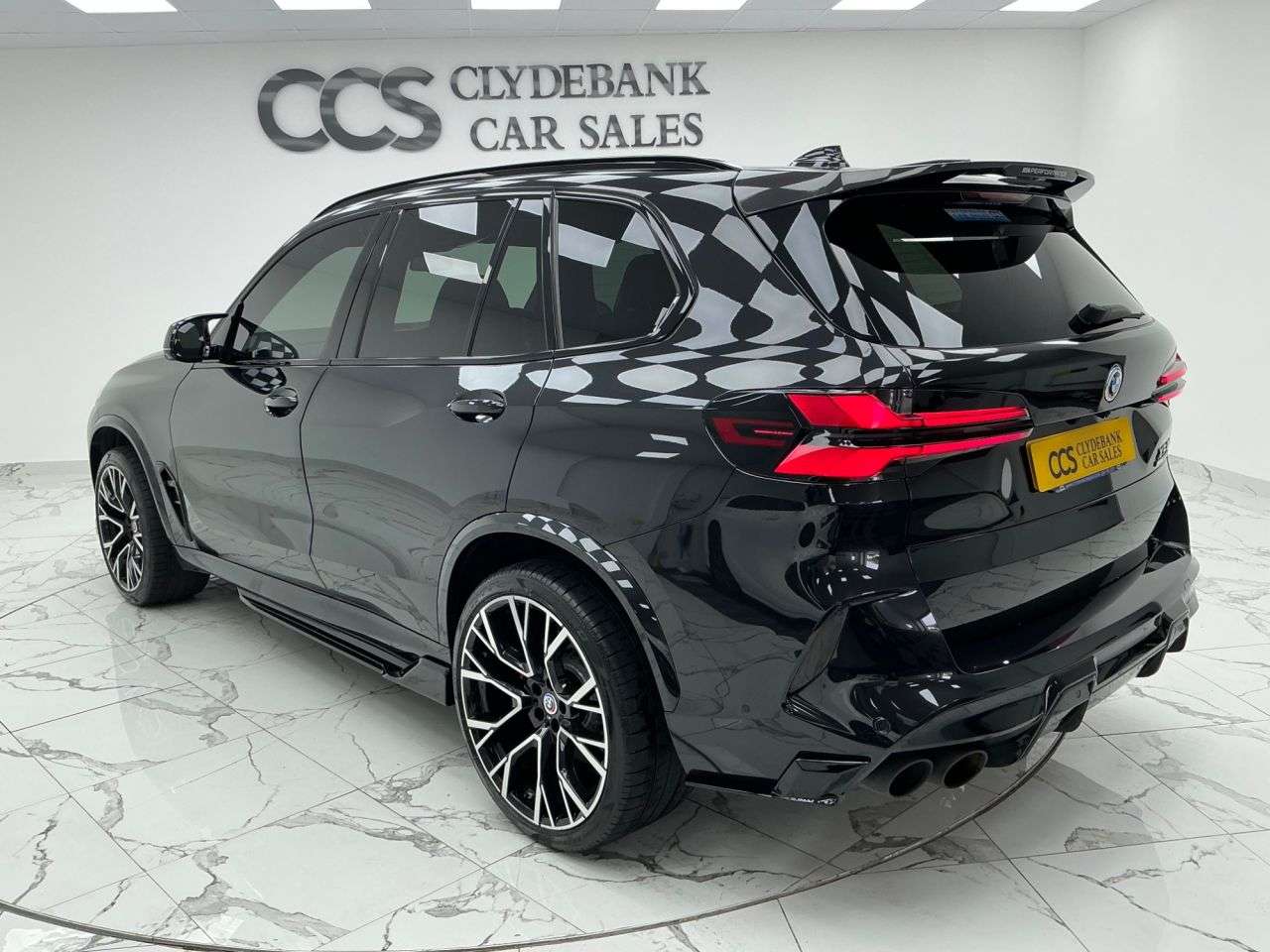 2022 BMW X5 M 2022 BMW X5 M