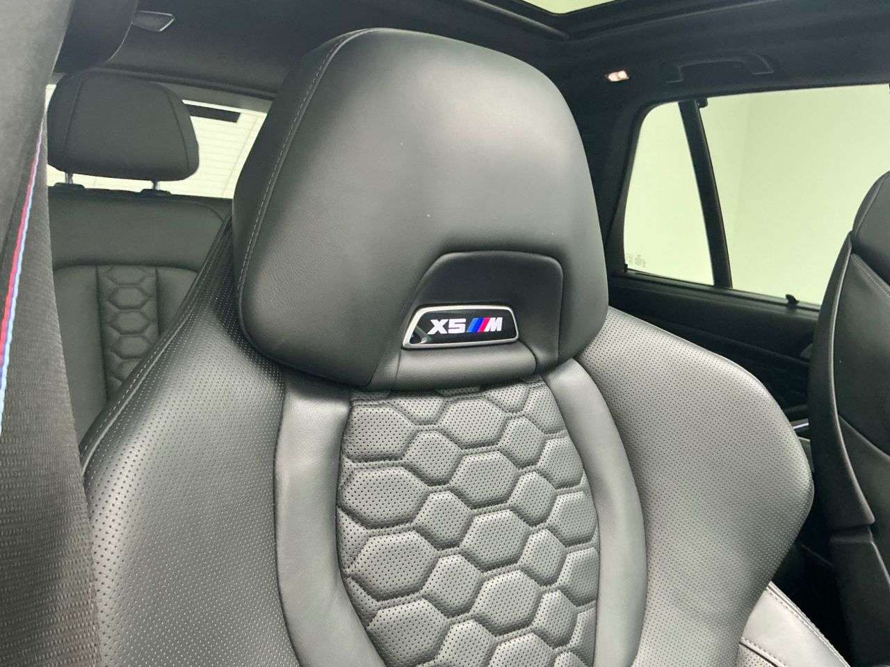 2022 BMW X5 M 2022 BMW X5 M