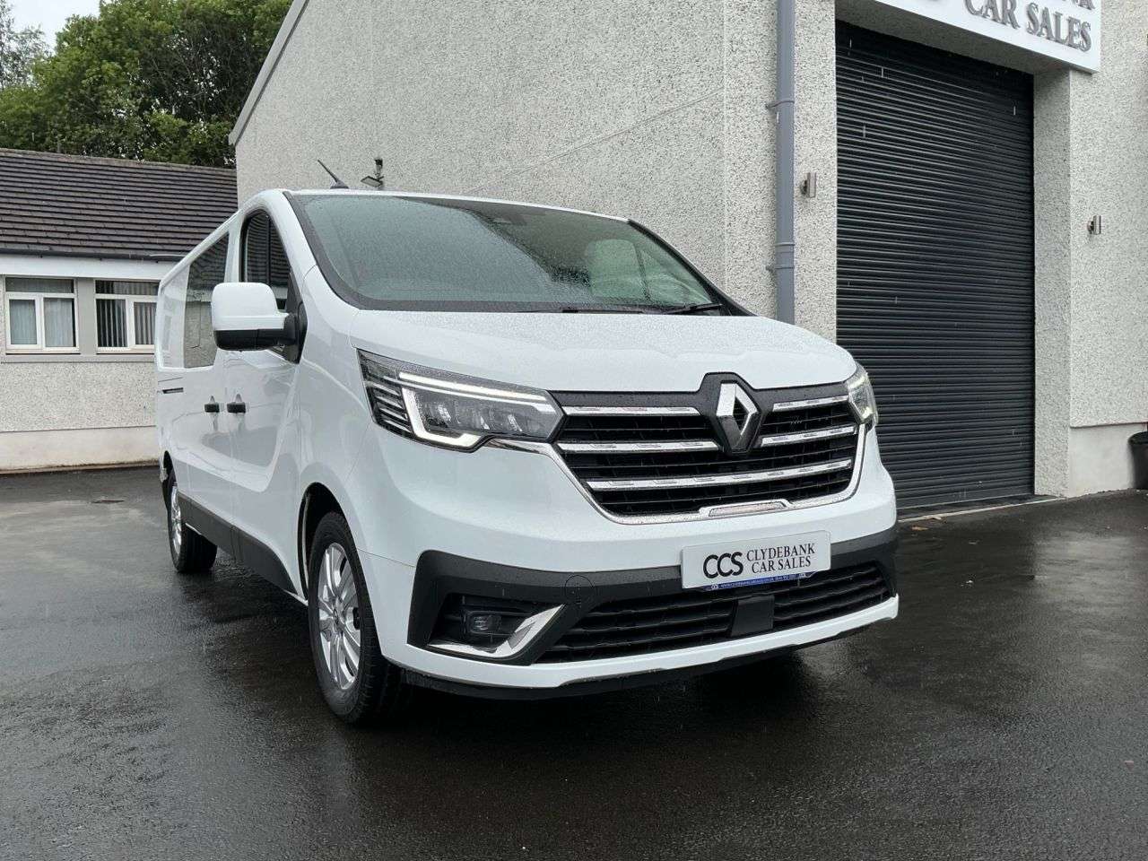 A 2023 RENAULT TRAFIC 2.0 dCi Blue LL30 Sport Crew Van Double Cab 6dr Diesel Manual L2 H1 Euro 6 A 2023 RENAULT TRAFIC 2.0 dCi Blue LL30 Sport Crew Van Double Cab 6dr Diesel Manual L2 H1 Euro 6