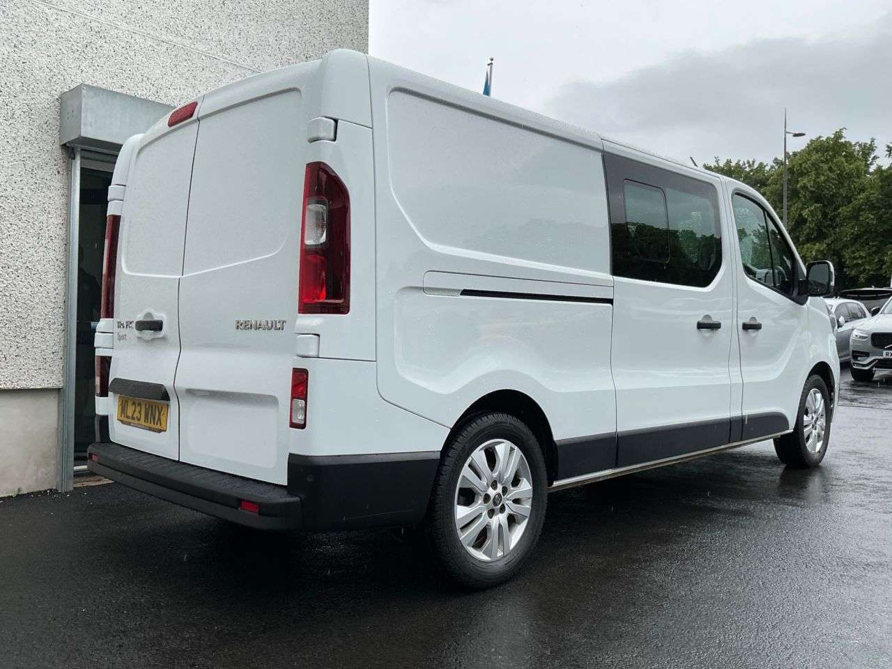 A 2023 RENAULT TRAFIC 2.0 dCi Blue LL30 Sport Crew Van Double Cab 6dr Diesel Manual L2 H1 Euro 6 A 2023 RENAULT TRAFIC 2.0 dCi Blue LL30 Sport Crew Van Double Cab 6dr Diesel Manual L2 H1 Euro 6