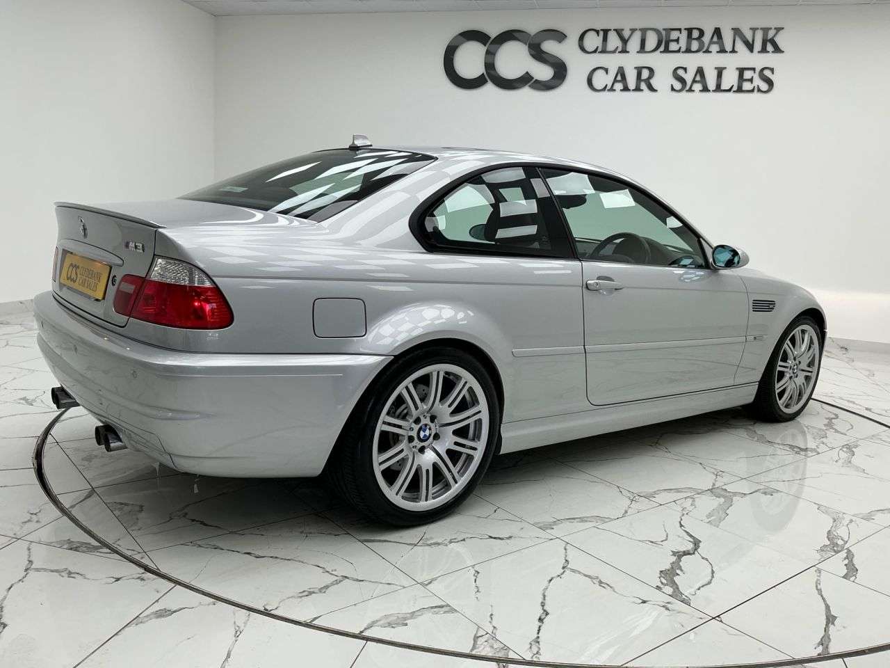 2005 BMW M3 2005 BMW M3