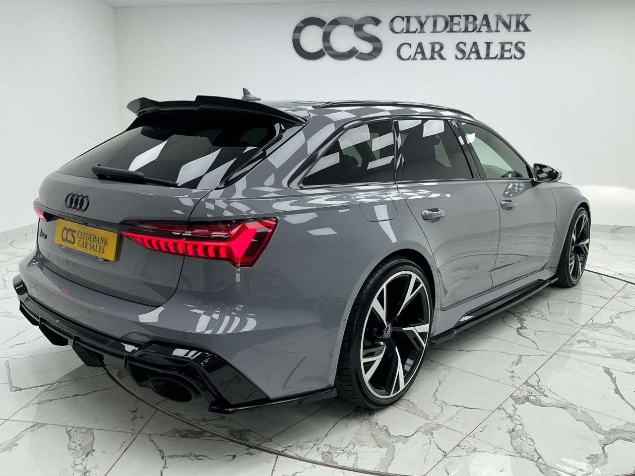 A 2020 AUDI RS6 AVANT 4.0 TFSI V8 Estate 5dr Petrol Tiptronic quattro Euro 6 (s/s) (600 ps) Full A 2020 AUDI RS6 AVANT 4.0 TFSI V8 Estate 5dr Petrol Tiptronic quattro Euro 6 (s/s) (600 ps) Full