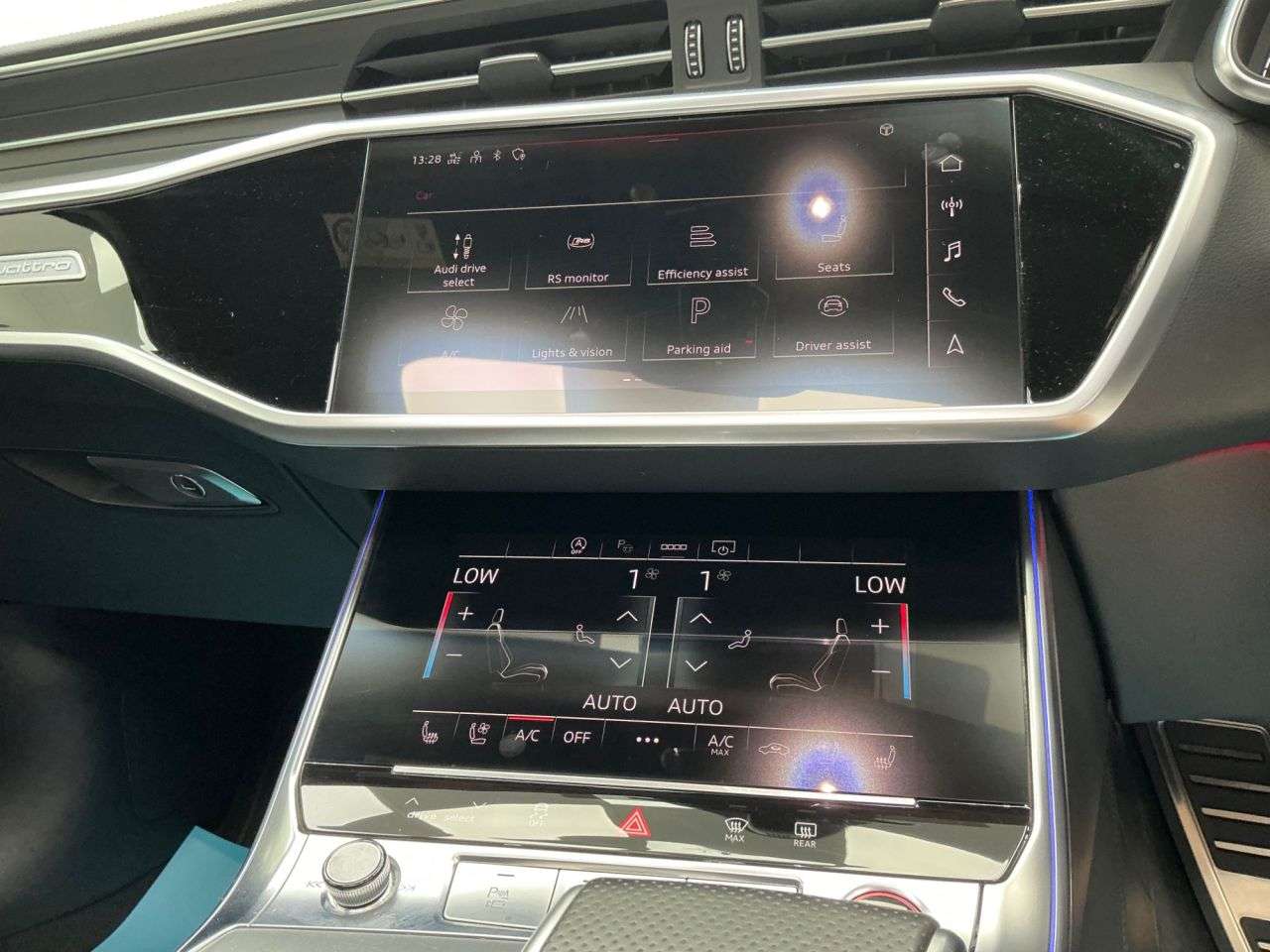 2020 AUDI RS6 AVANT 2020 AUDI RS6 AVANT