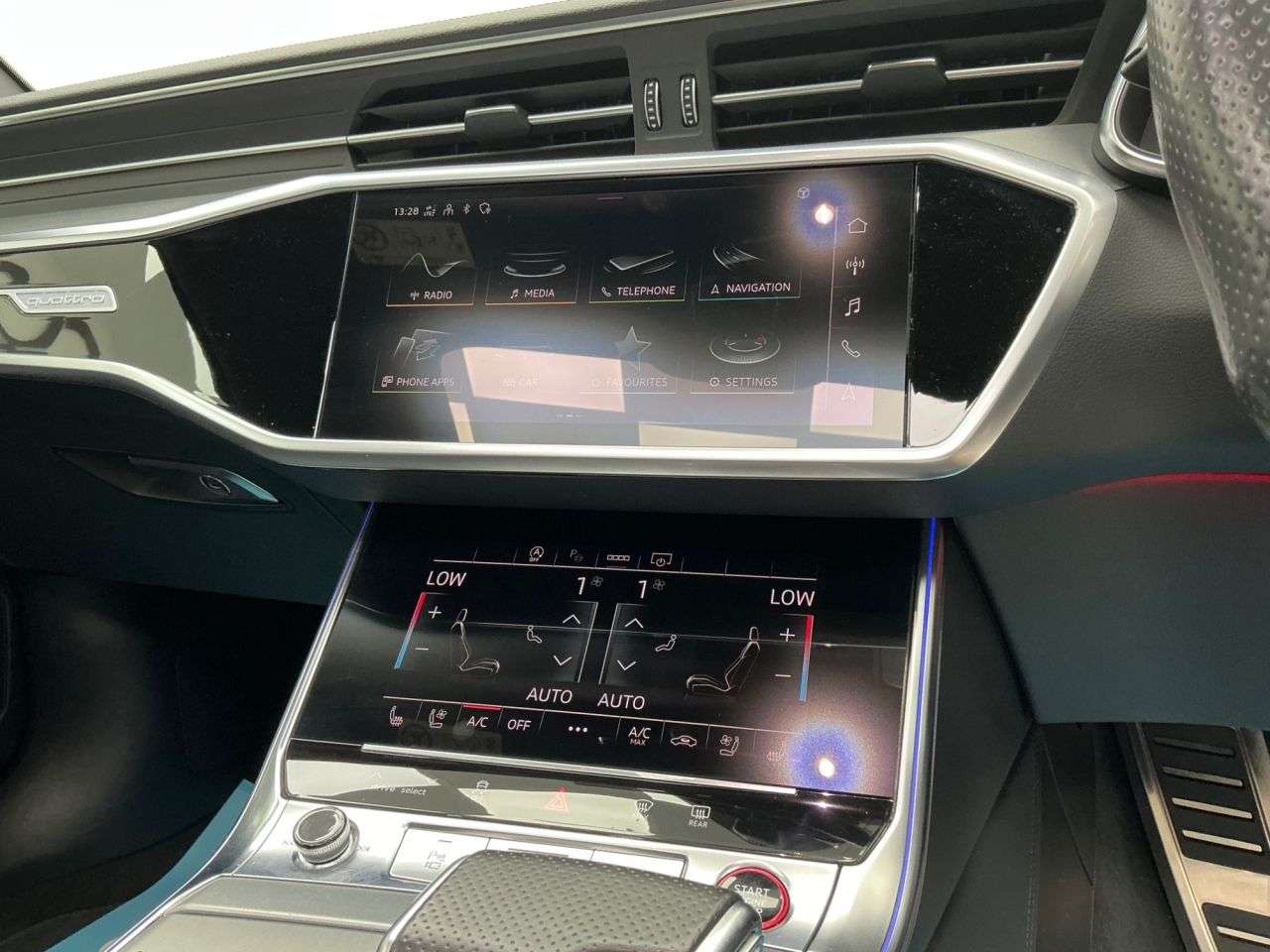 2020 AUDI RS6 AVANT 2020 AUDI RS6 AVANT