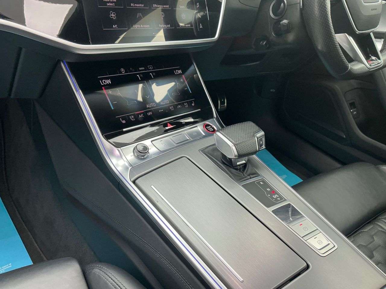 2020 AUDI RS6 AVANT 2020 AUDI RS6 AVANT