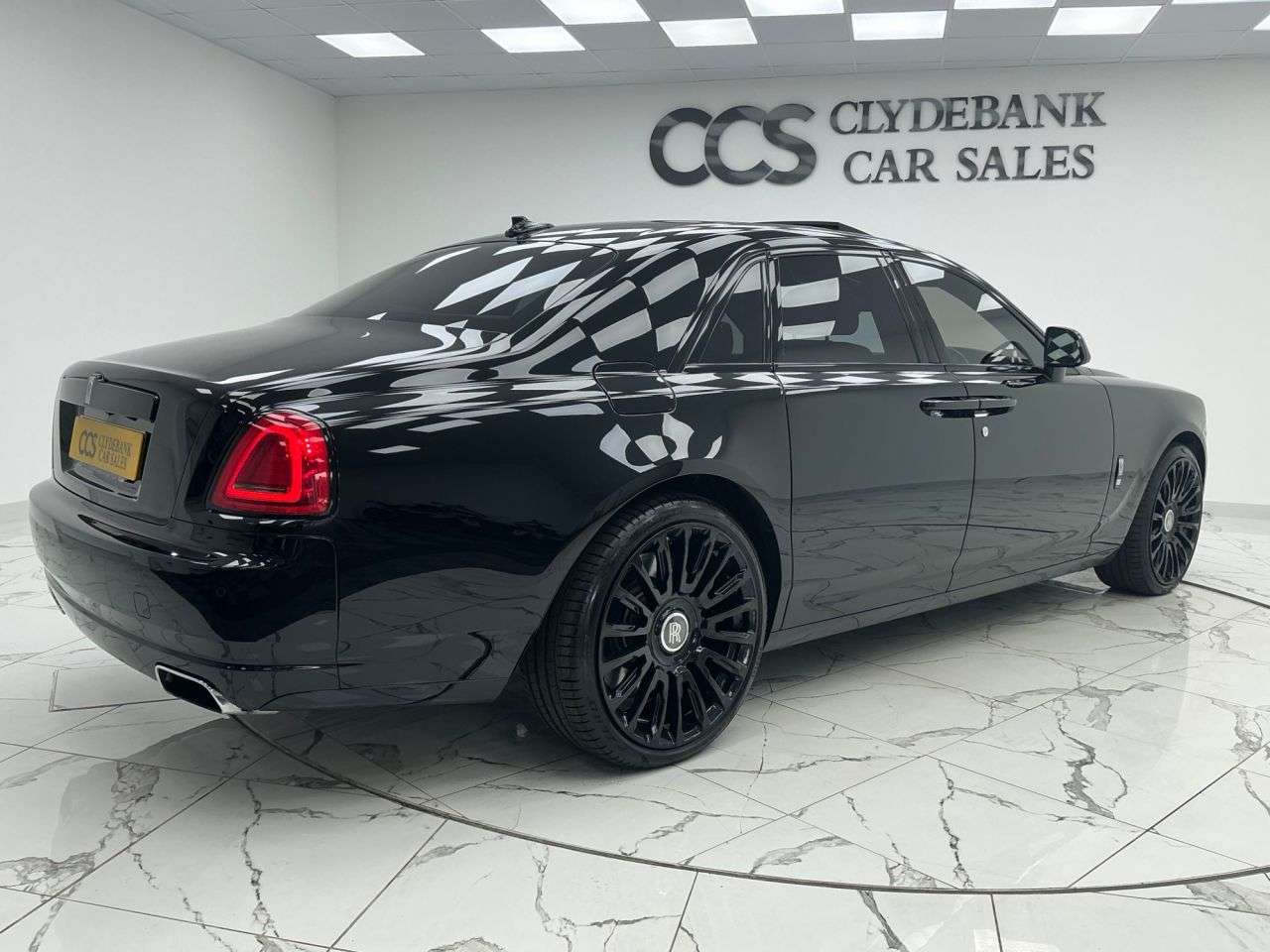 A 2017 ROLLS-ROYCE GHOST 6.6 V12 Saloon 4dr Petrol Auto Euro 6 (563 bhp) Panorama Roof A 2017 ROLLS-ROYCE GHOST 6.6 V12 Saloon 4dr Petrol Auto Euro 6 (563 bhp) Panorama Roof