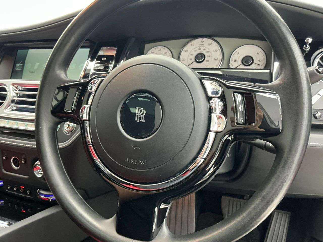2017 ROLLS-ROYCE GHOST 2017 ROLLS-ROYCE GHOST